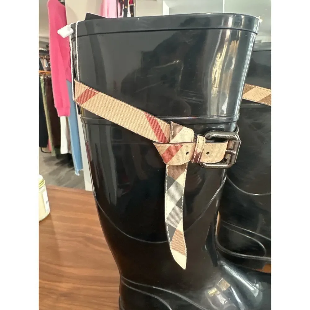 Burberry Kenyon Nova Check Belt Rain Boots Size 38(8)